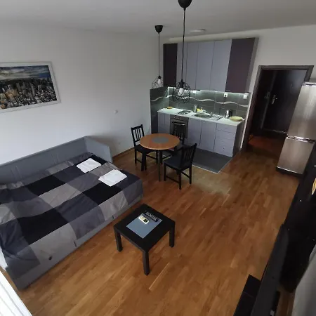 Charlie Aviv Park Apartment *