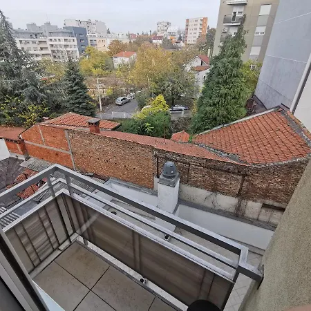 Charlie Aviv Park Apartment Belgrade